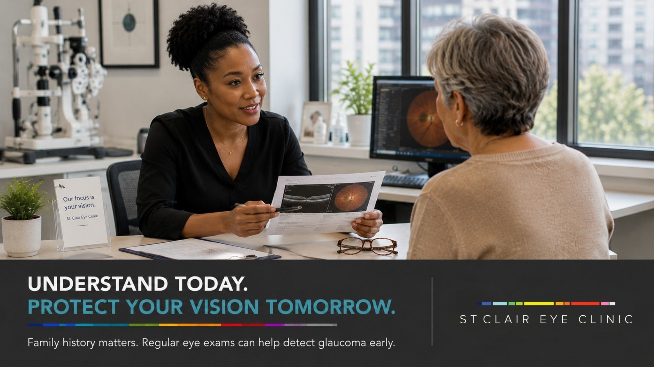 Optometrist discussing glaucoma test results with an older patient, highlighting the importance of regular eye exams for people with a family history of glaucoma